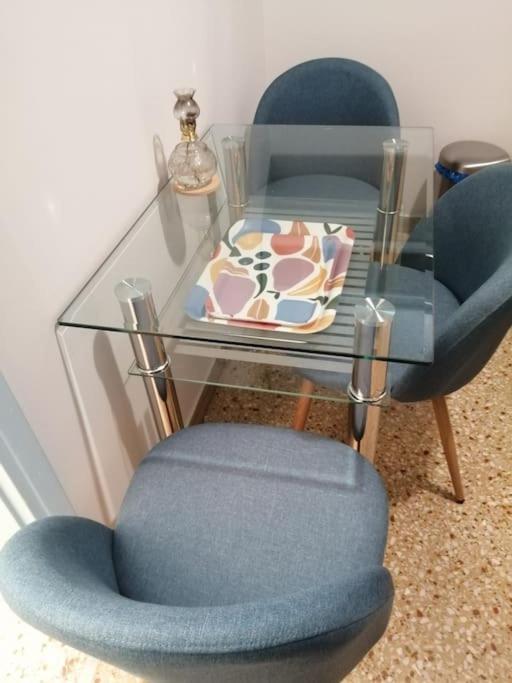 Ανακαινισμένο 8 Λεπτά Από Το Μετρό. Διαμέρισμα Αθήνα Εξωτερικό φωτογραφία