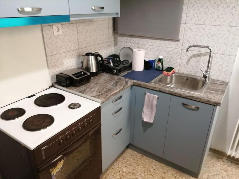 Ανακαινισμένο 8 Λεπτά Από Το Μετρό. Διαμέρισμα Αθήνα Εξωτερικό φωτογραφία
